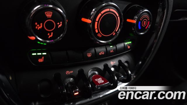 MINI Cooper D Clubman Standard 2nd 2017 — фото 18