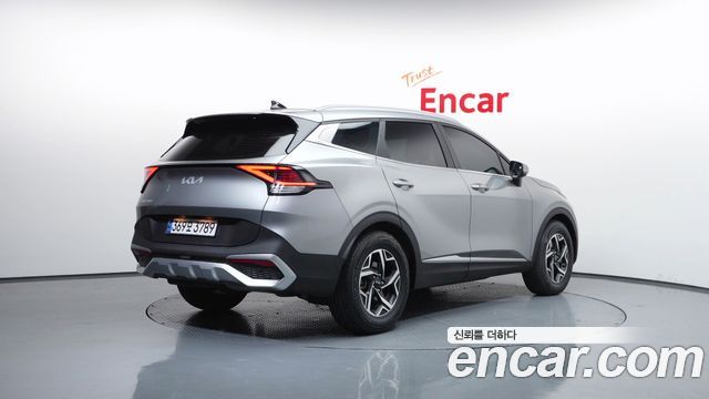 Kia Sportage (V) Diesel 2.0 2WD Prestige 2022 — фото 2