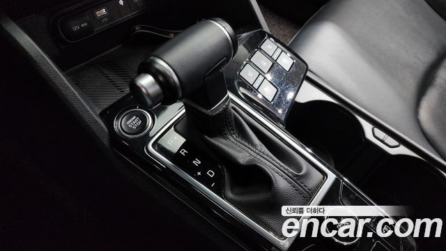 Kia Sportage (V) Diesel 2.0 2WD Prestige 2022 — фото 9