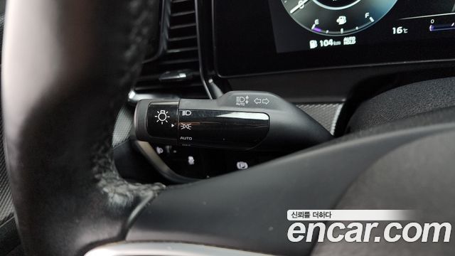 Kia Sportage (V) Diesel 2.0 2WD Prestige 2022 — фото 14