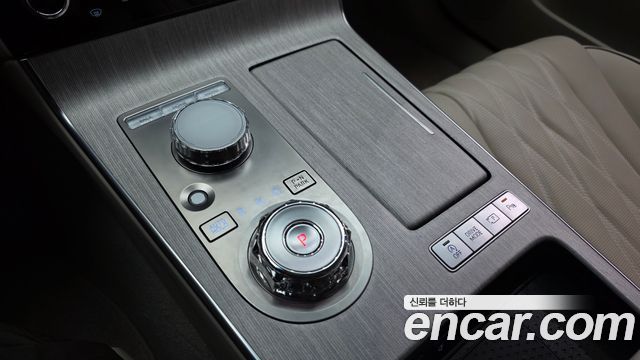 Genesis G80 (RG3) Gasoline 3.5 Turbo AWD 2025 — фото 9