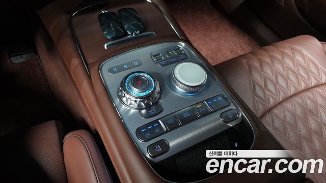 Genesis G90 (RS4) Gasoline 3.5 Turbo e-S/C AWD LWB 2024 — фото 9