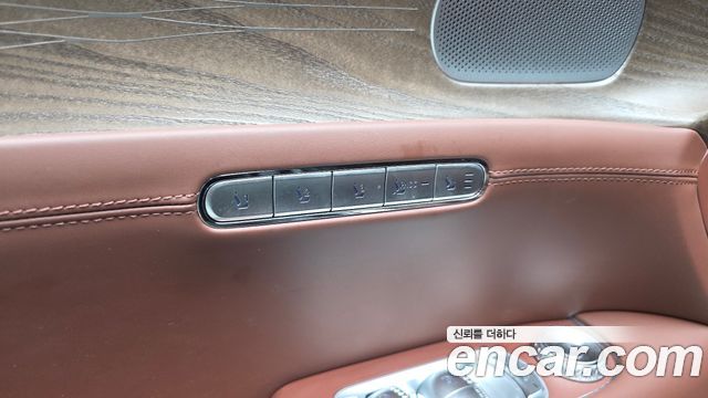 Genesis G90 (RS4) Gasoline 3.5 Turbo e-S/C AWD LWB 2024 — фото 18
