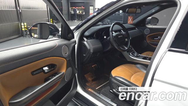Land Rover Range Rover Evoque 2.0 TD4 HSE Dynamic 2016 — фото 10