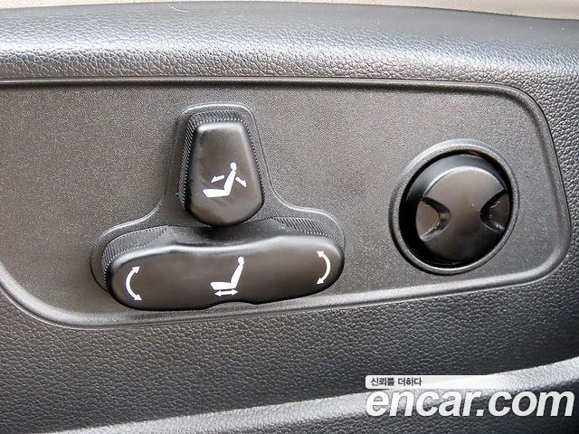 KG Mobility (SsangYong) Torres Gasoline 1.5 4WD TV7 2024 — фото 17