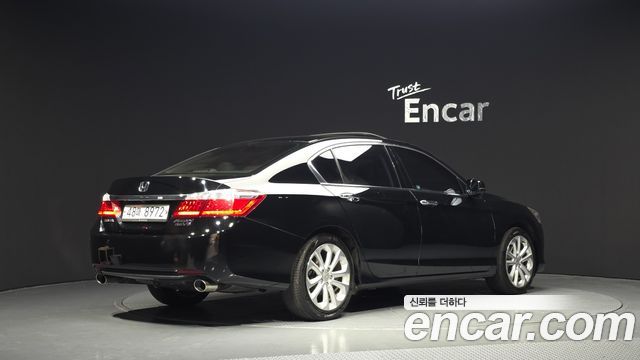 Honda Accord 3.5 9th 2013 — фото 2