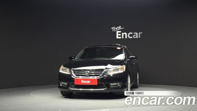 Honda Accord 3.5 9th 2013 — фото 3