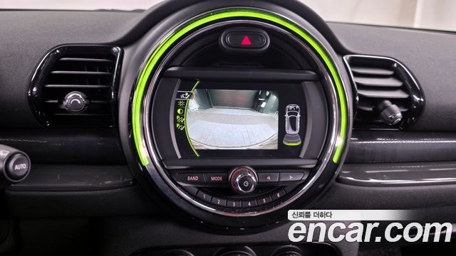 MINI Cooper D Clubman Standard 2nd 2018 — фото 15