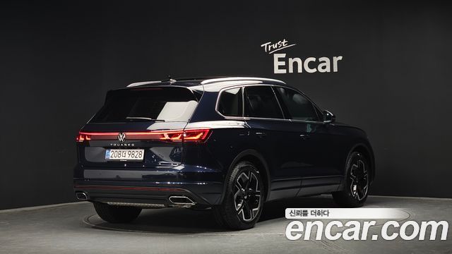 Volkswagen Touareg (III) 3.0 TDI Prestige 2024 — фото 2
