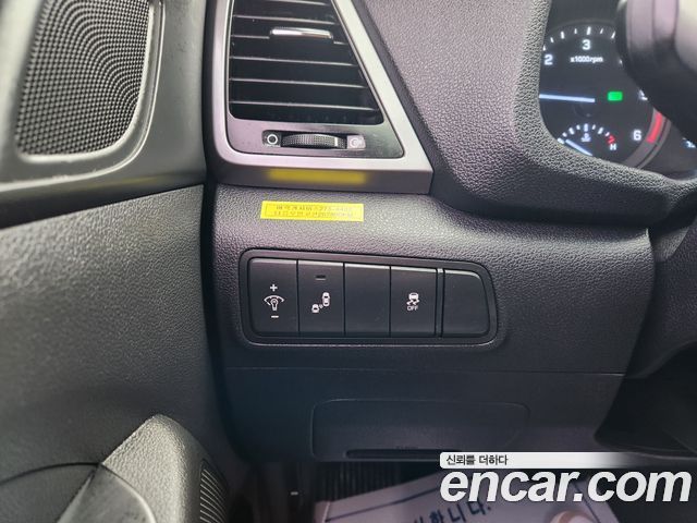 Hyundai Grandeur (IG) 3.0 LPi (Taxi) Deluxe 2022 — фото 24