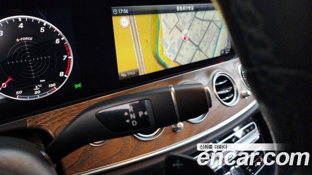 Mercedes-Benz E-Class (W213) E300e 4MATIC Exclusive 2020 — фото 9