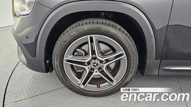 Mercedes-Benz GLB-Class (X247) GLB250 4MATIC 2020 — фото 5