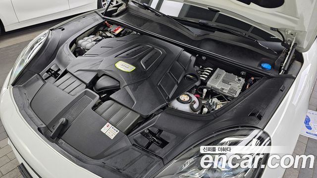 Porsche Cayenne (PO536) 3.0 E-Hybrid Coupe 2021 — фото 6