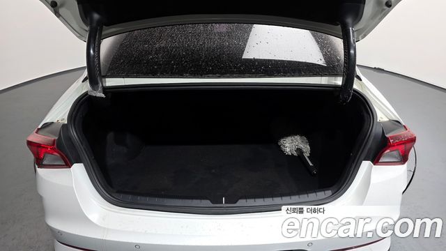 Kia K5 (III) 1.6 Turbo Prestige 2022 — фото 20