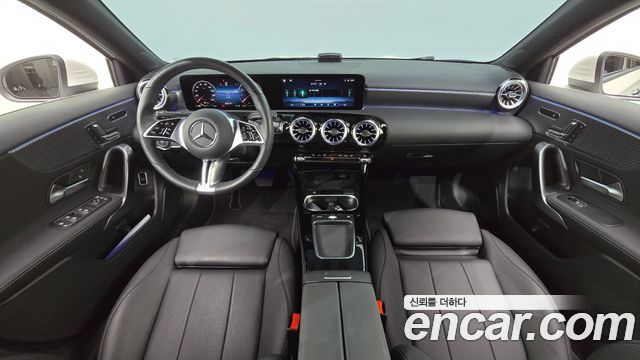 Mercedes-Benz A-Class (W177) A220 Sedan 2024 — фото 7