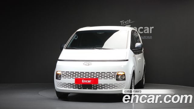 Hyundai Staria Cargo 5-Seater Smart 2024 — фото 3