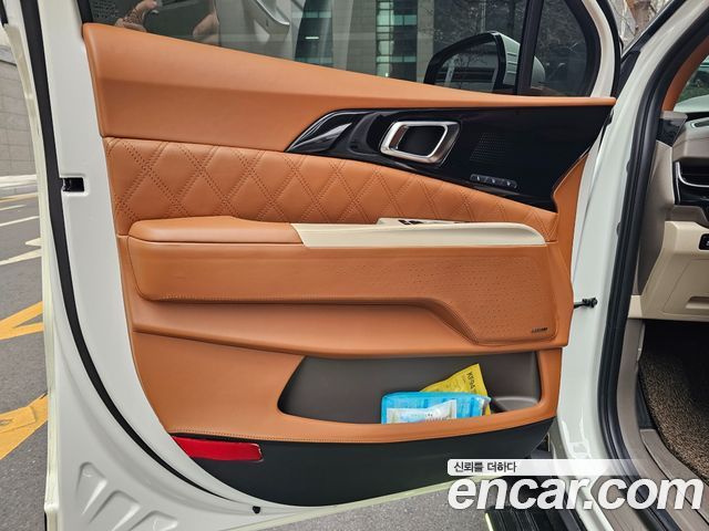 Kia Carnival (IV) HEV 9-Seater Hi-Limousine (Special vehicle) 2024 — фото 10