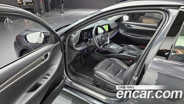 Hyundai Grandeur (IG) 2.5 Premium Choice 2021 — фото 11