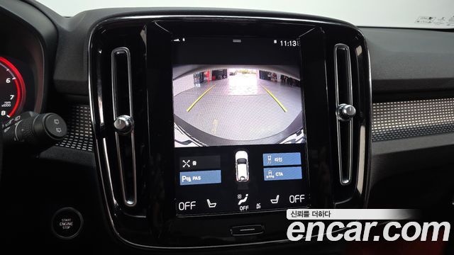 Volvo XC40 T4 R-Design 2020 — фото 15