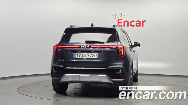 Kia Seltos Gasoline 1.6 Turbo 2WD Signature 2023 — фото 4