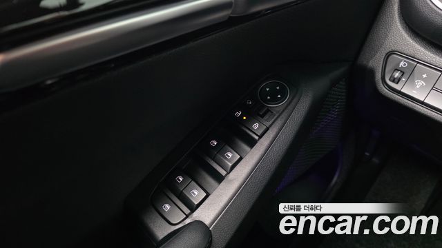 Kia Seltos Gasoline 1.6 Turbo 2WD Signature 2023 — фото 12