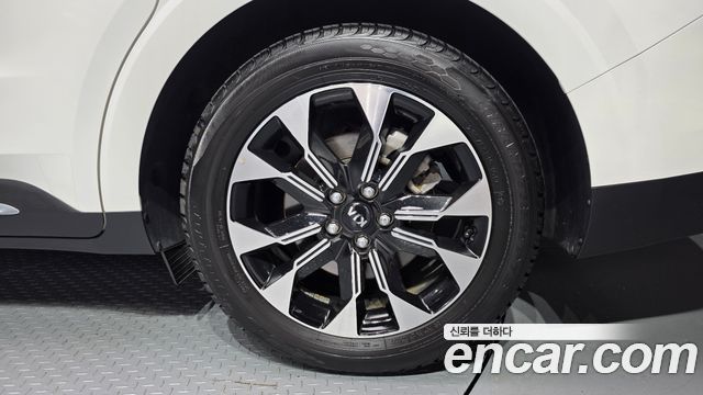 Kia Carnival (IV) Gasoline 7-Seater Signature 2021 — фото 5