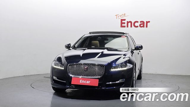 Jaguar XJ 2.0 Luxury SWB X351 2016 — фото 3