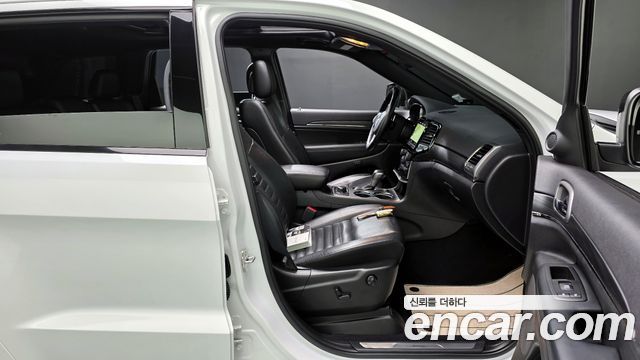 Jeep Grand Cherokee 3.6 Limited-X WK2 2020 — фото 10