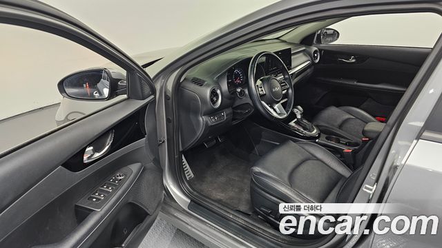Kia K3 (II) 1.6 Prestige 2024 — фото 10