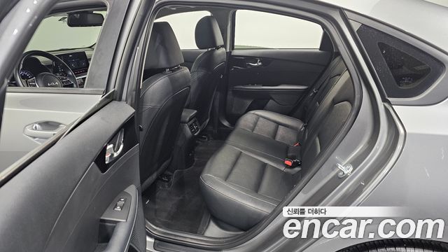 Kia K3 (II) 1.6 Prestige 2024 — фото 11