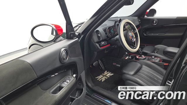 MINI Cooper S Countryman JCW 2nd 2023 — фото 12