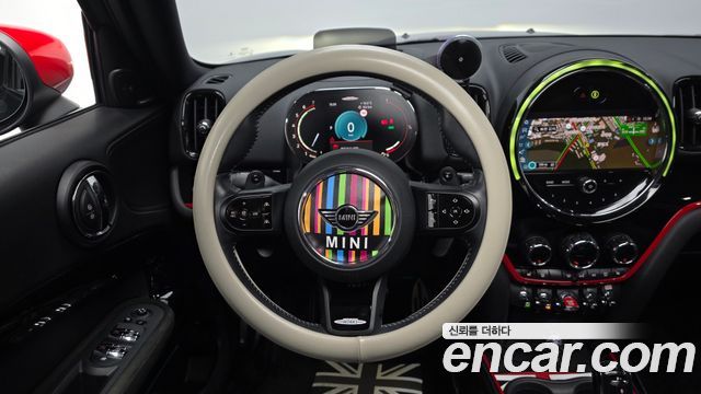 MINI Cooper S Countryman JCW 2nd 2023 — фото 13