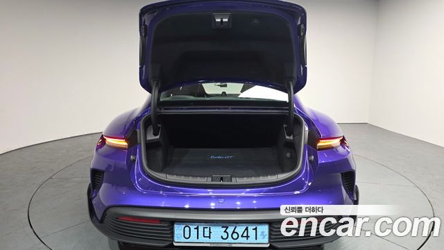 Porsche Taycan Turbo GT 2025 — фото 20