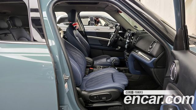 MINI Cooper S Countryman ALL4 Classic 2nd 2023 — фото 11