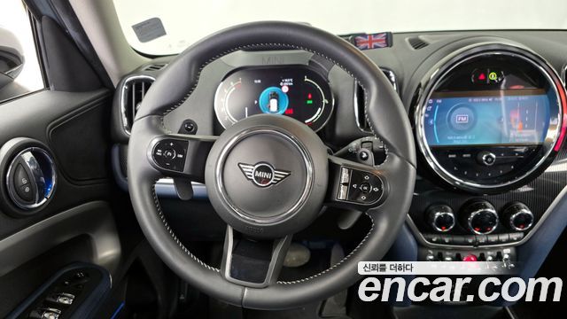 MINI Cooper S Countryman ALL4 Classic 2nd 2023 — фото 13