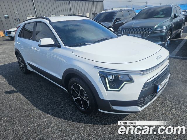 Kia Niro Prestige 2025 — фото 3