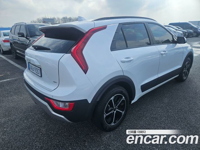 Kia Niro Prestige 2025 — фото 6