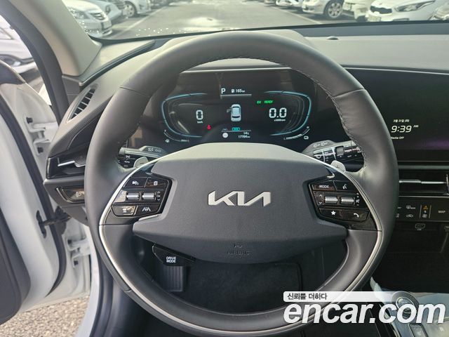 Kia Niro Prestige 2025 — фото 15