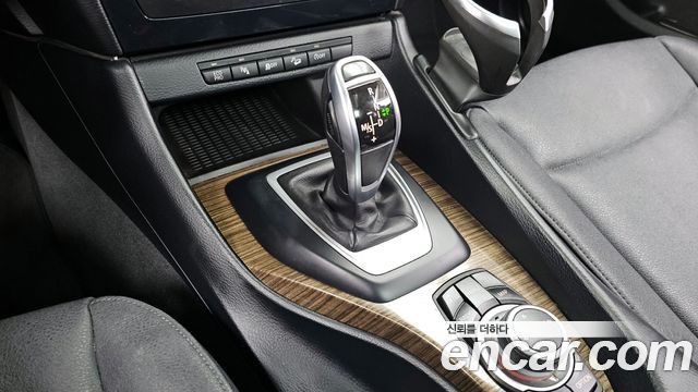 BMW X1 (E84) xDrive 20d 2015 — фото 9