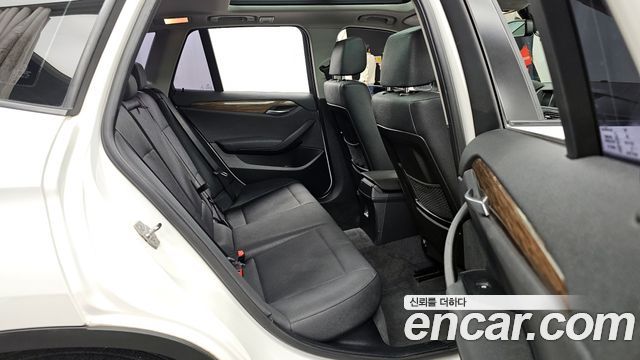 BMW X1 (E84) xDrive 20d 2015 — фото 12