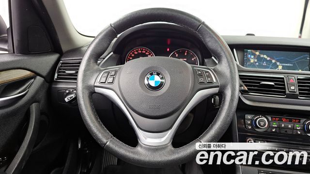 BMW X1 (E84) xDrive 20d 2015 — фото 13