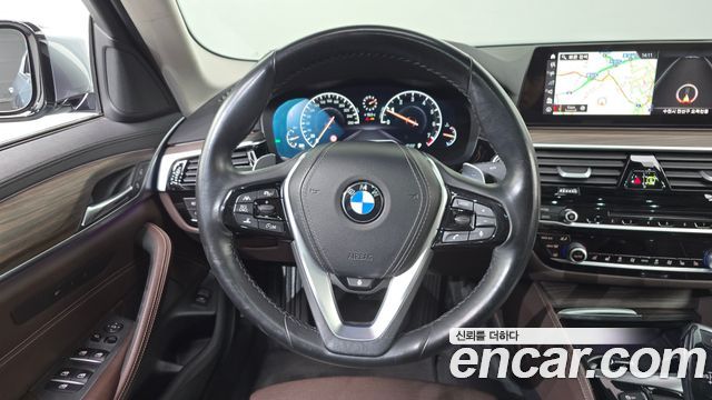BMW 5 Series (G30) 530i xDrive Luxury Plus 2019 — фото 13