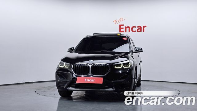 BMW X1 (F48) xDrive 20i Advantage 2020 — фото 3