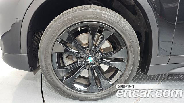 BMW X1 (F48) xDrive 20i Advantage 2020 — фото 5