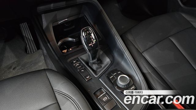 BMW X1 (F48) xDrive 20i Advantage 2020 — фото 9