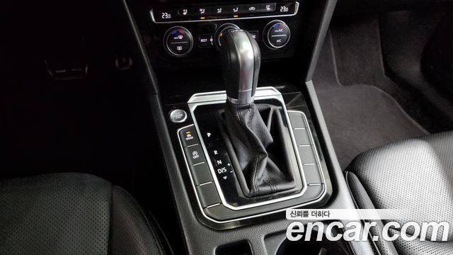 Volkswagen Arteon 2.0 TDI Premium 2019 — фото 9