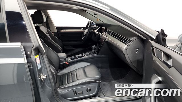 Volkswagen Arteon 2.0 TDI Premium 2019 — фото 11