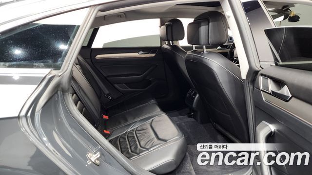 Volkswagen Arteon 2.0 TDI Premium 2019 — фото 12