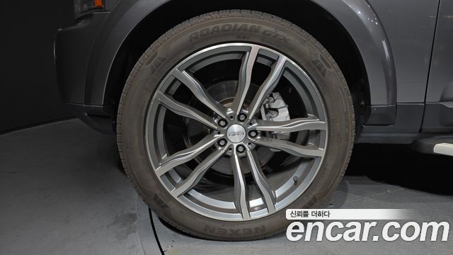 Land Rover Discovery 4 3.0 SDV6 SE 2011 — фото 5