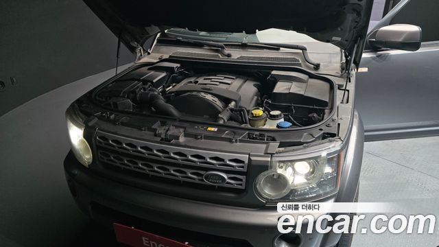 Land Rover Discovery 4 3.0 SDV6 SE 2011 — фото 6